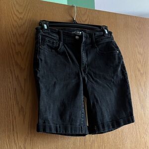 Ninewest, juniors black Bermuda shorts, 0